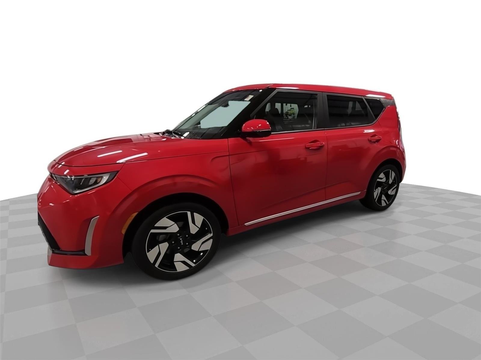Used 2025 Kia Soul GT-Line w/ GT-Line Technology Package FWD image 4