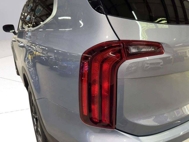Used 2024 Kia Telluride S FWD image 49