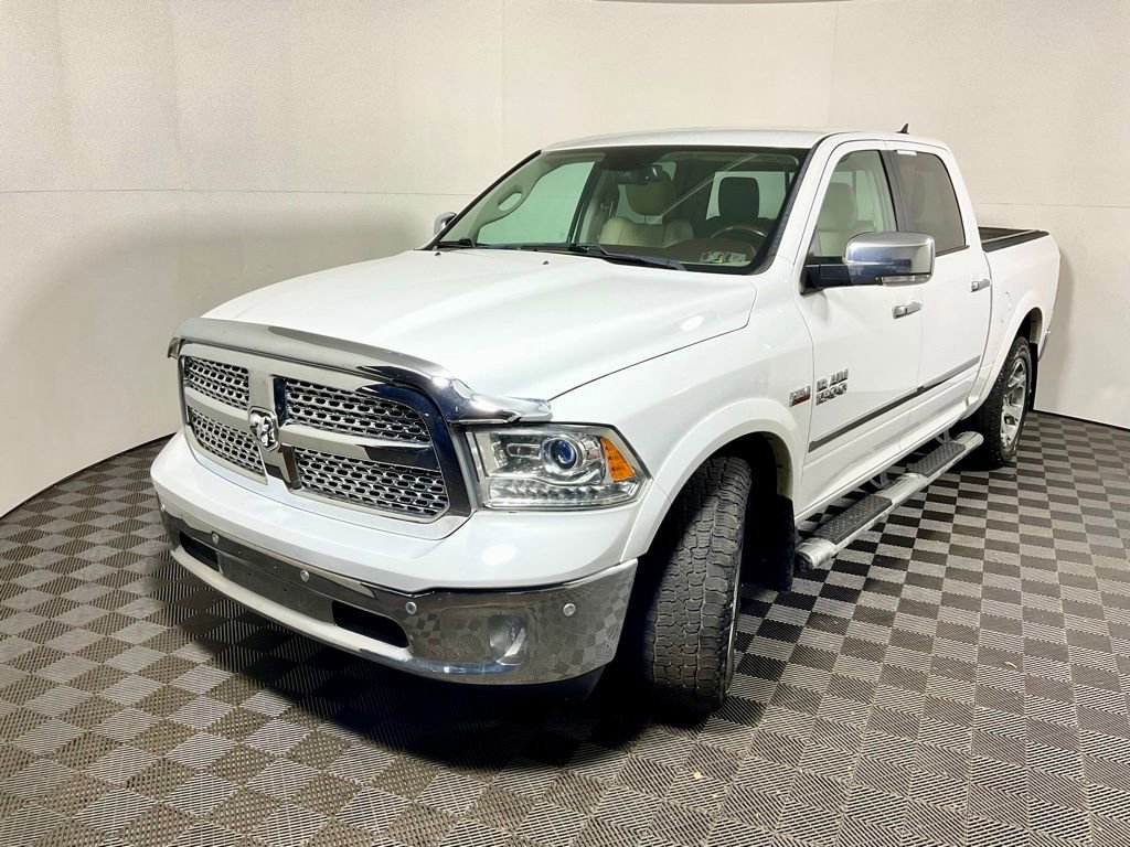 Used 2018 RAM 1500 Laramie w/ Convenience Group AWD/4WD image 12