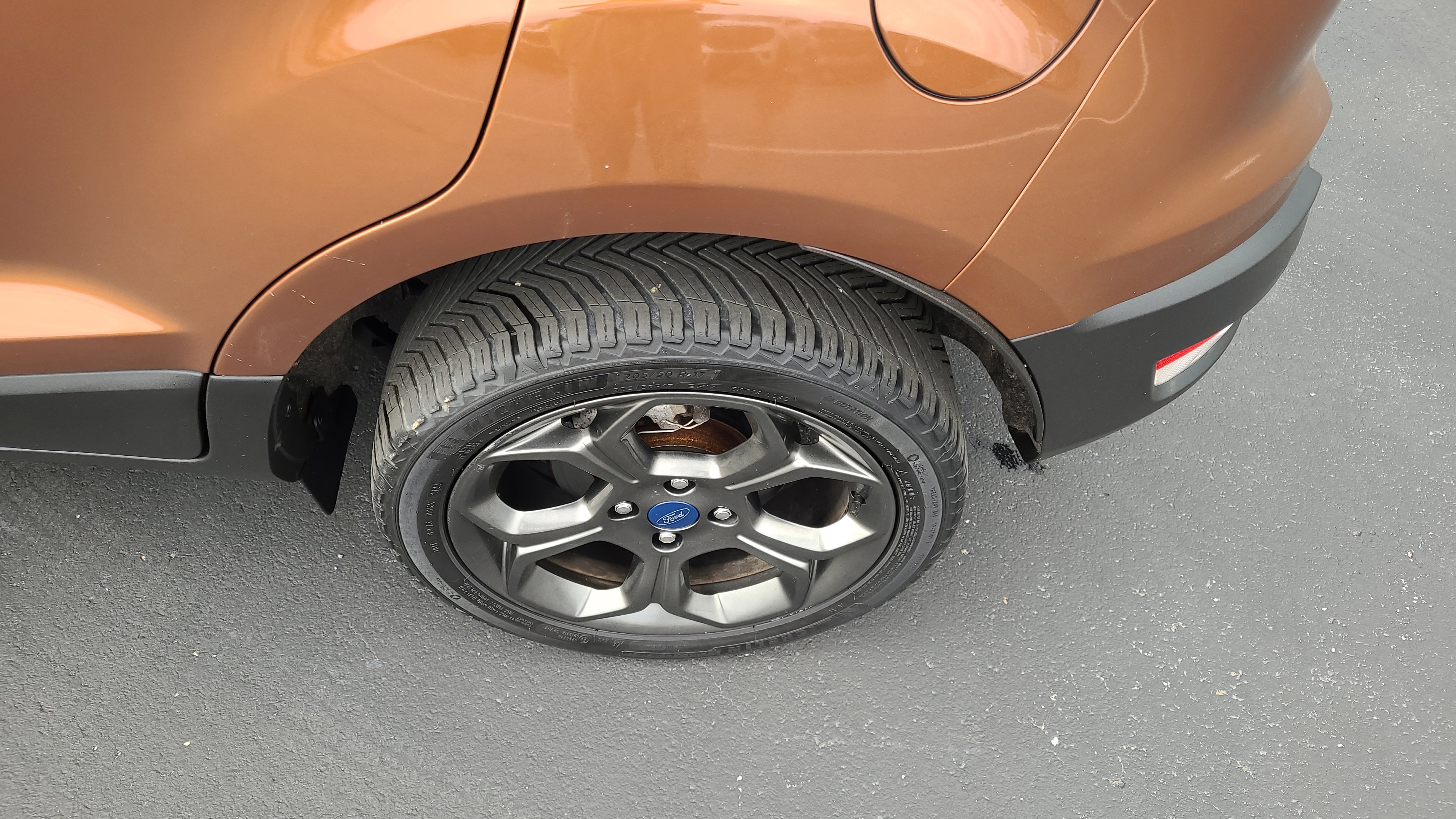 Certified 2018 Ford EcoSport SES AWD/4WD image 27