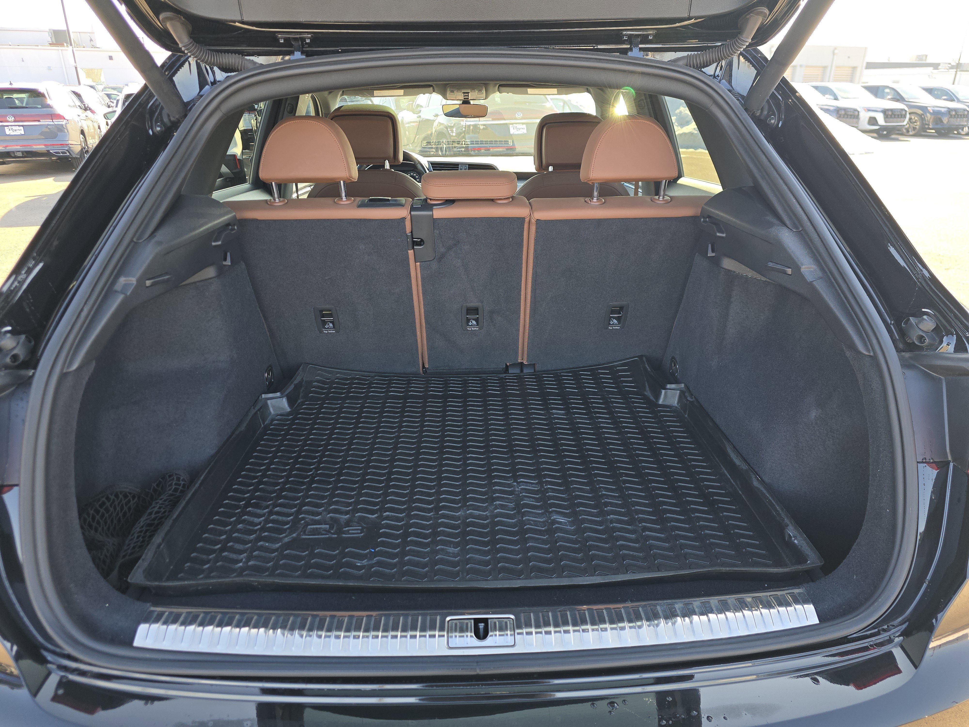 Used 2020 Audi Q3 2.0T Premium image 17