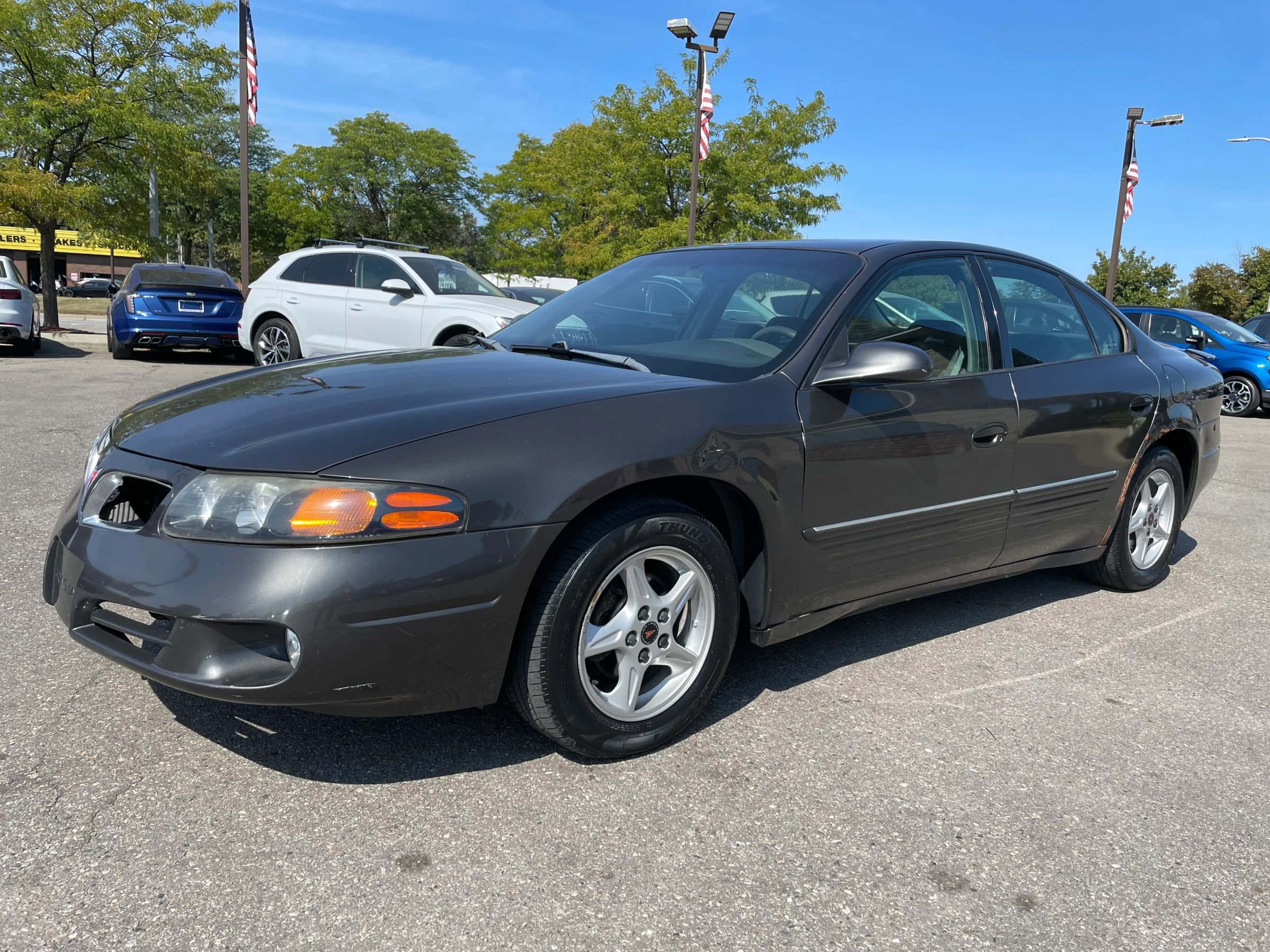 Used 2002 Pontiac Bonneville SE