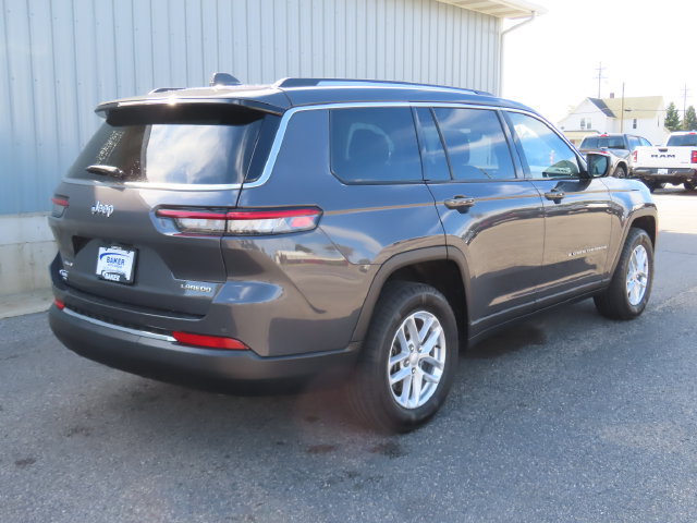 Used 2023 Jeep Grand Cherokee L Laredo w/ Luxury Tech Group I AWD/4WD image 3
