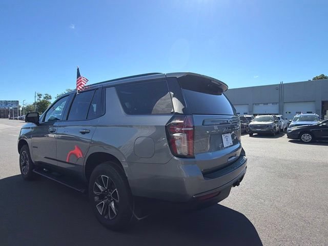 Used 2021 Chevrolet Tahoe Z71 w/ Luxury Package AWD/4WD image 5