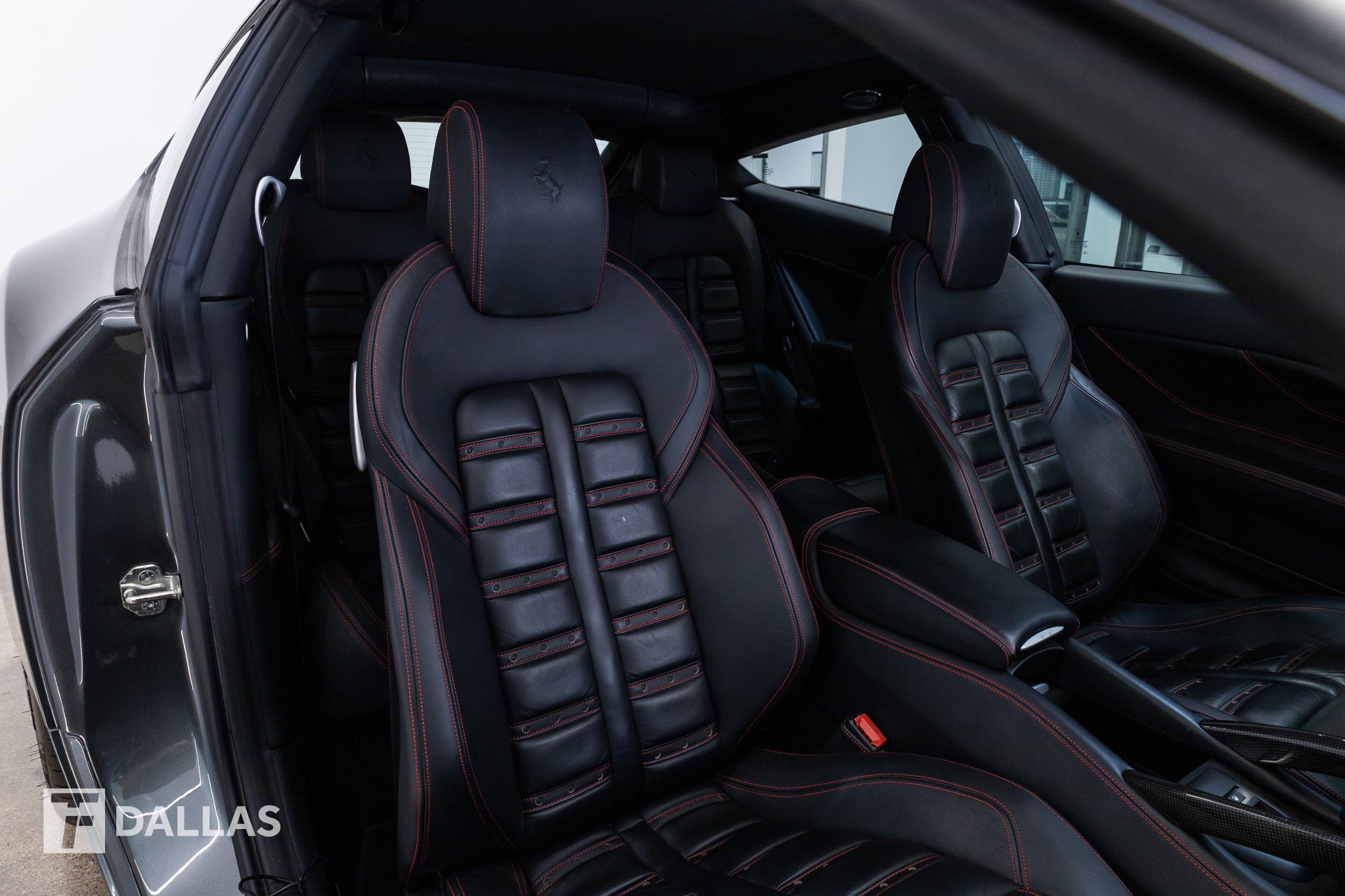 Used 2012 Ferrari FF AWD/4WD image 36