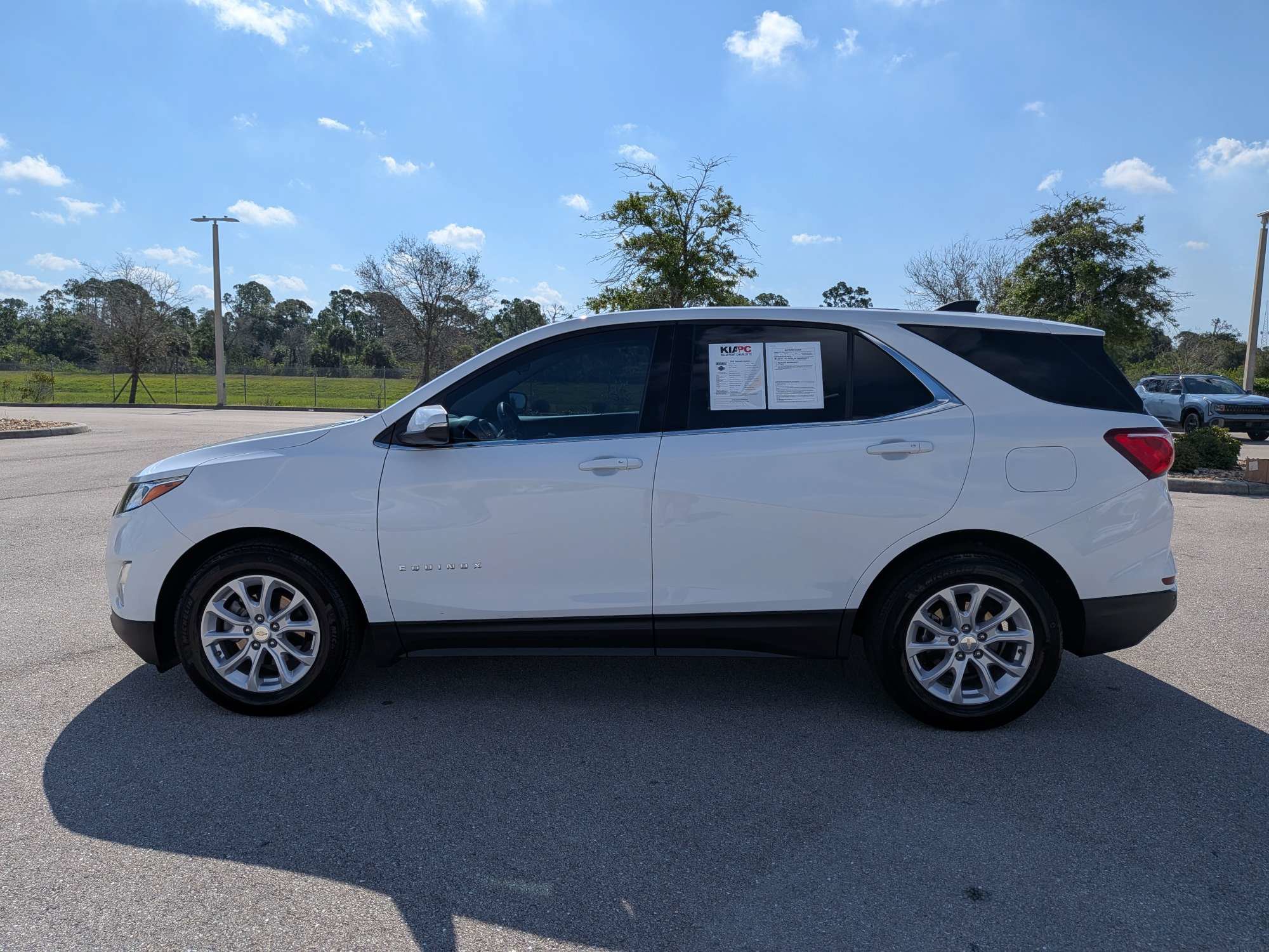 Used 2019 Chevrolet Equinox LT FWD image 8