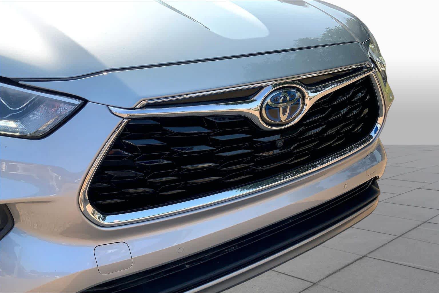 Used 2020 Toyota Highlander Platinum AWD/4WD image 78