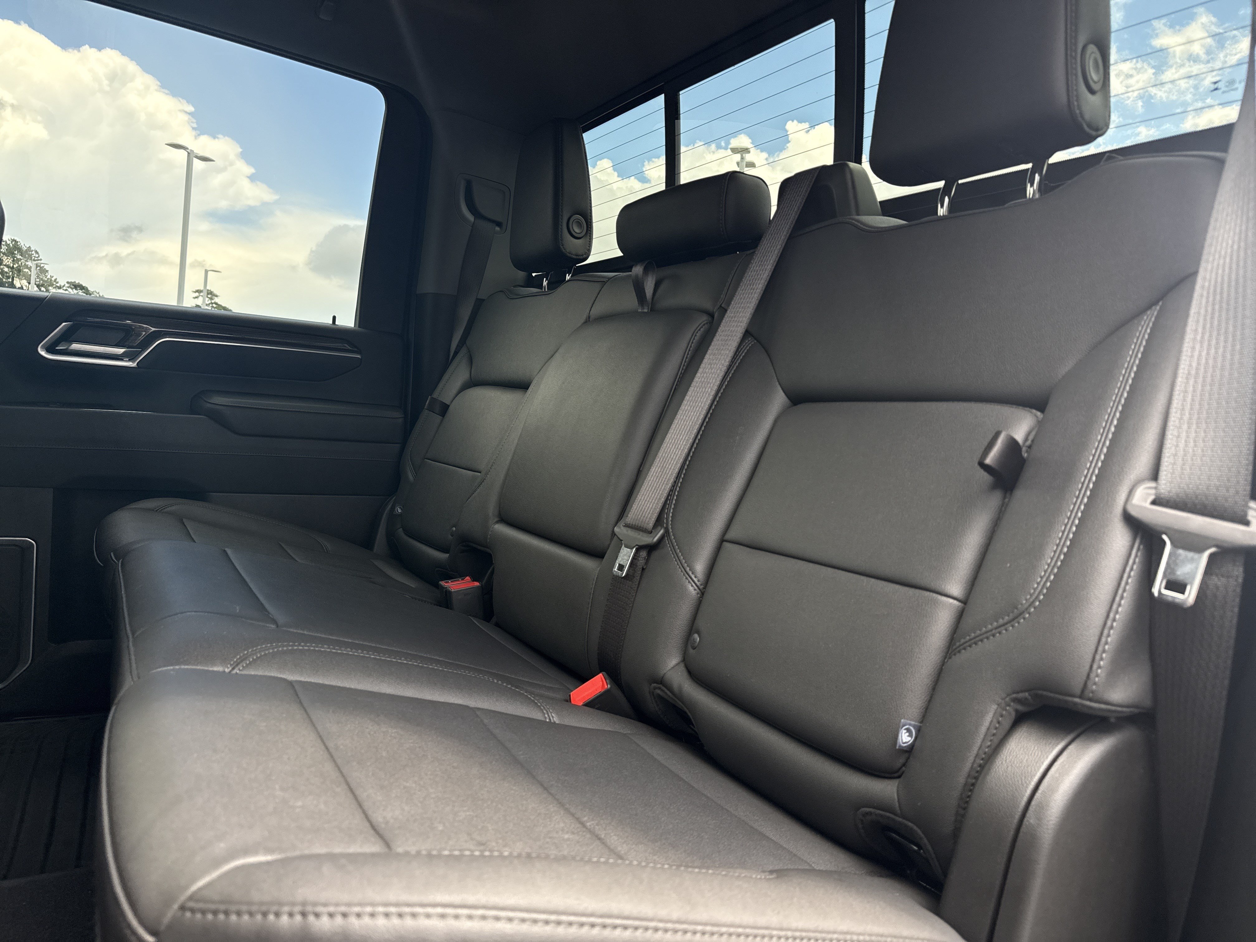 Used 2025 Chevrolet Silverado 2500 LT w/ Trail Boss Package AWD/4WD image 30