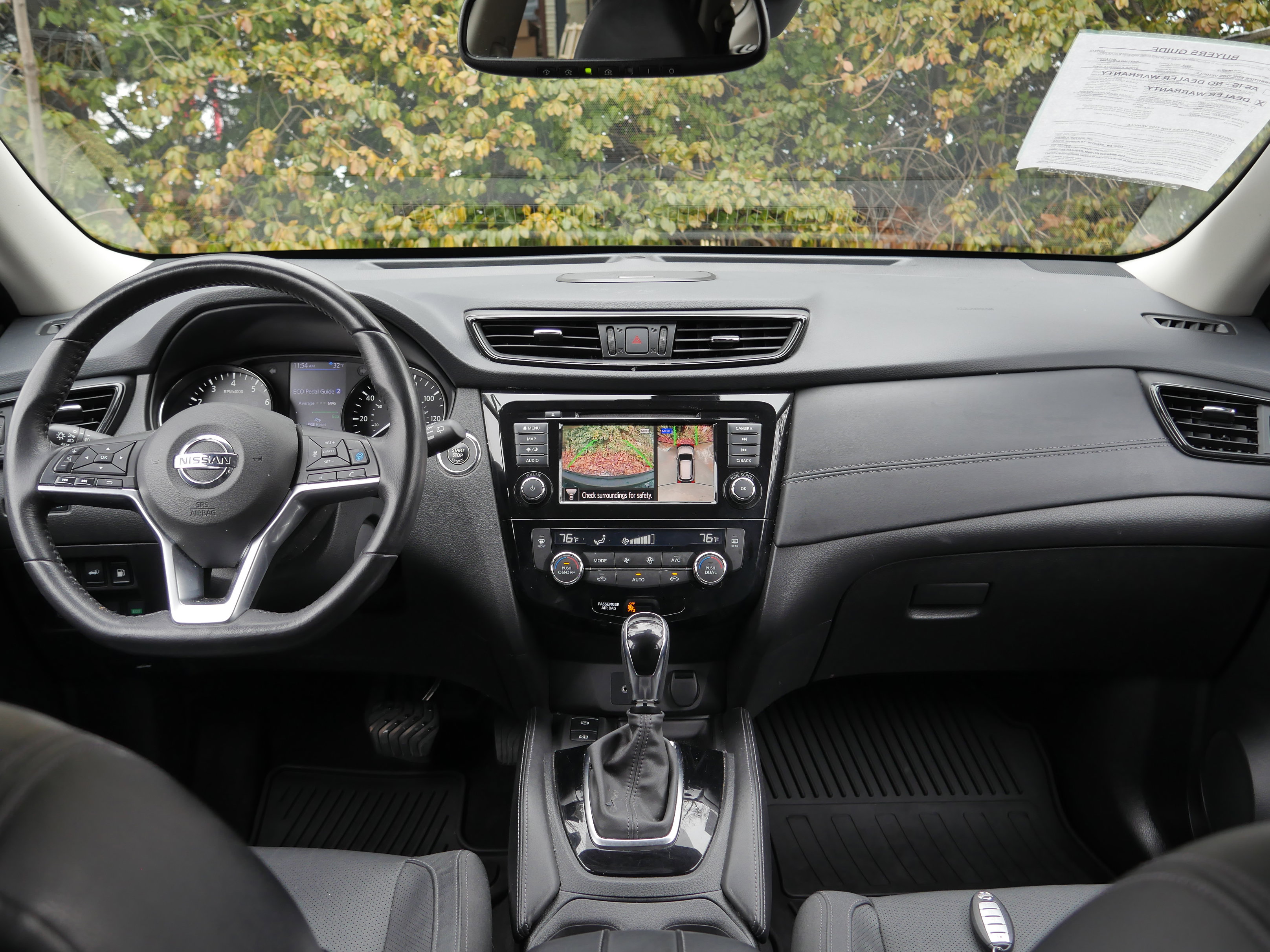 Used 2018 Nissan Rogue SL w/ Premium Package image 10