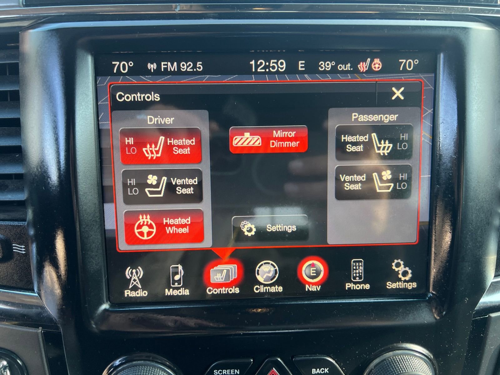 Used 2015 RAM 1500 Sport image 23