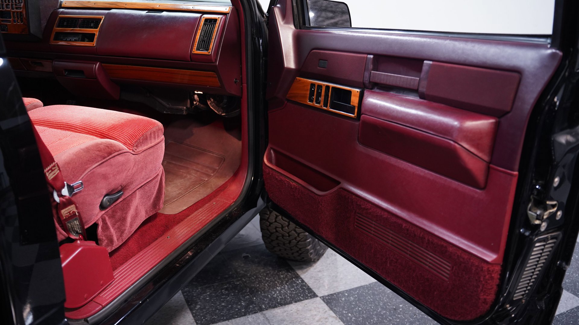 Used 1989 GMC Sierra 1500 1500 image 36