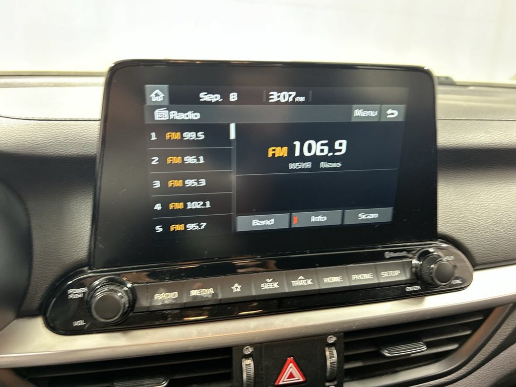 Used 2019 Kia Forte LXS FWD image 14