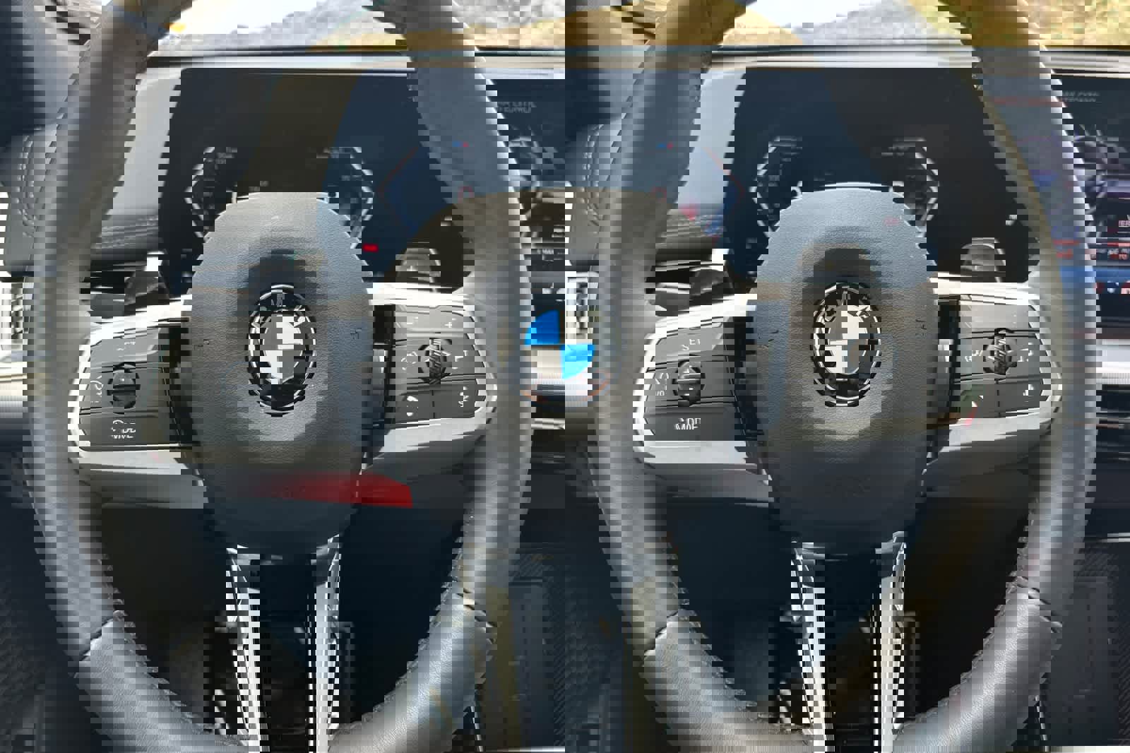 Used 2025 BMW X1 xDrive28i w/ M Sport Package image 26