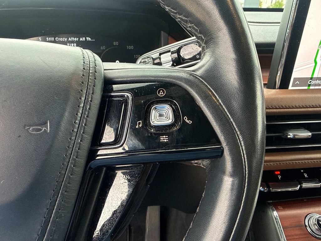 Used 2022 Lincoln Aviator Reserve w/ Equipment Group 201A AWD/4WD image 28