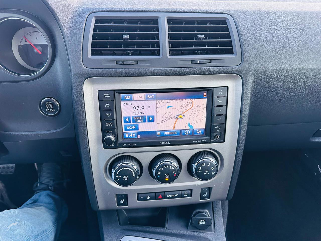 Used 2014 Dodge Challenger SRT8 image 24