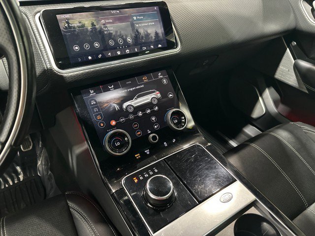 Used 2018 Land Rover Range Rover Velar R-Dynamic SE AWD/4WD image 55