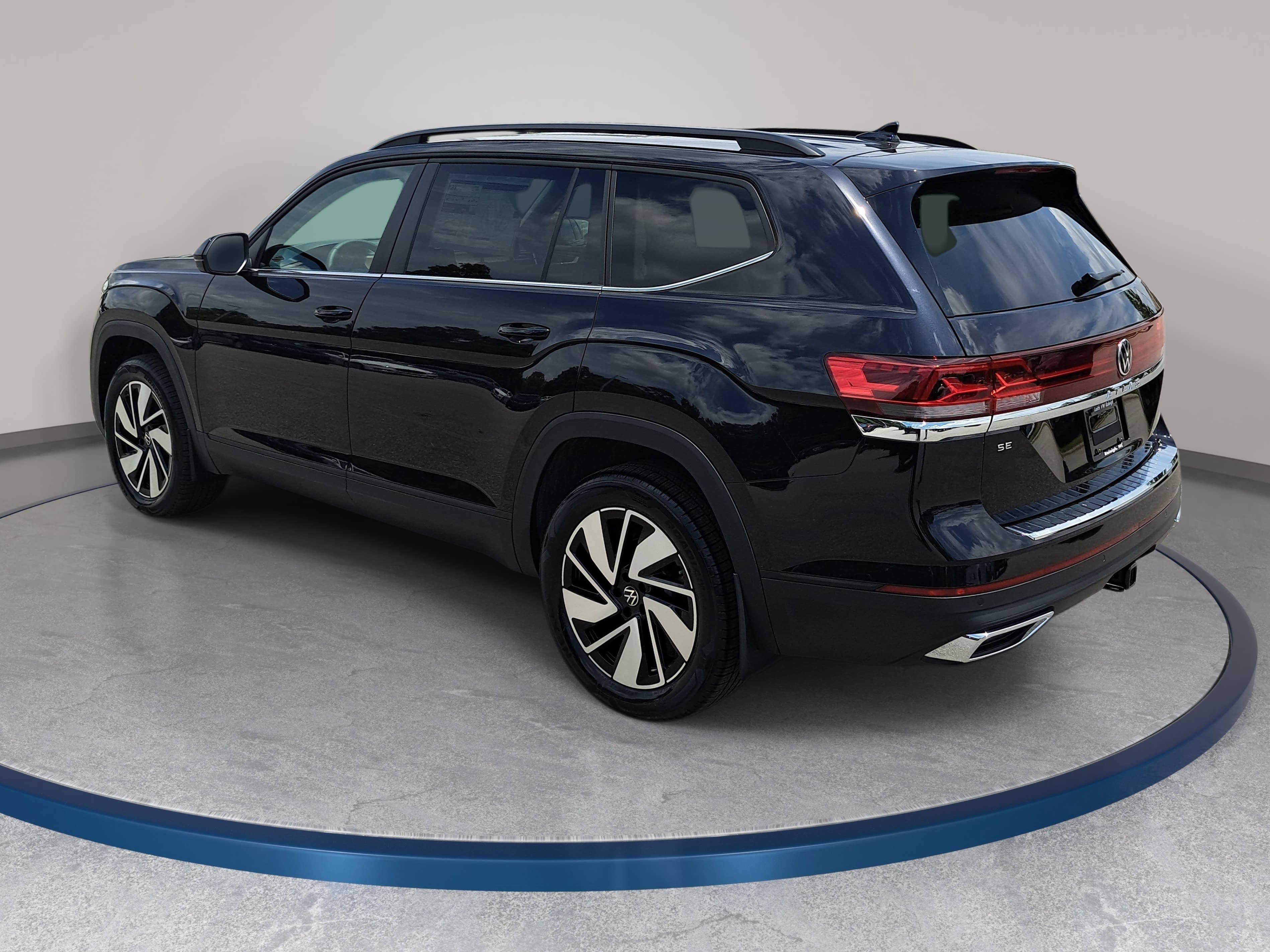 New 2026 Volkswagen Atlas SE FWD image 7