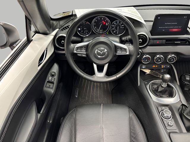 Used 2021 MAZDA MX-5 Miata RF Grand Touring RWD image 12
