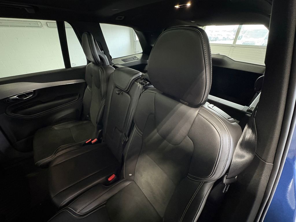 Used 2016 Volvo XC90 T6 R-Design w/ Vision Package image 37
