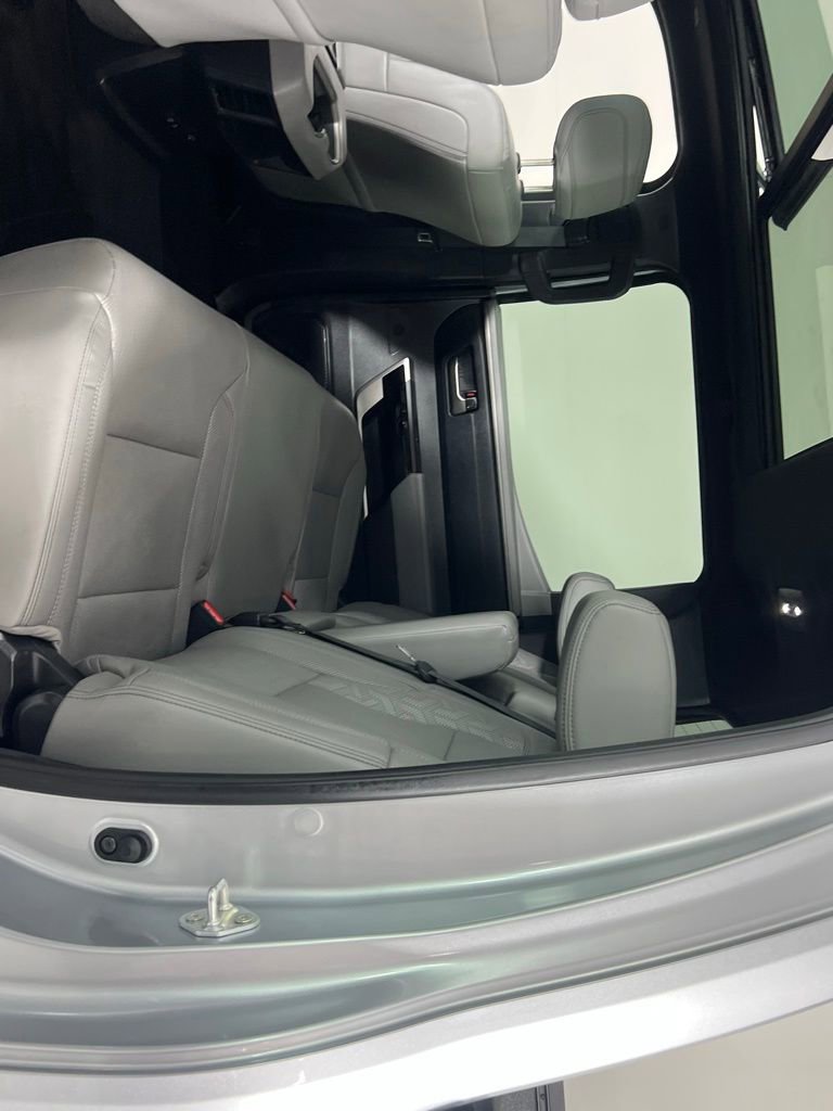 Used 2025 Toyota Tundra Limited image 30