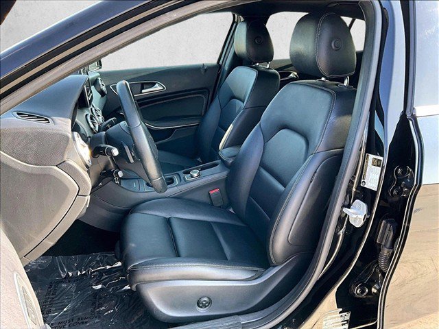 Used 2017 Mercedes-Benz GLA 250 image 24