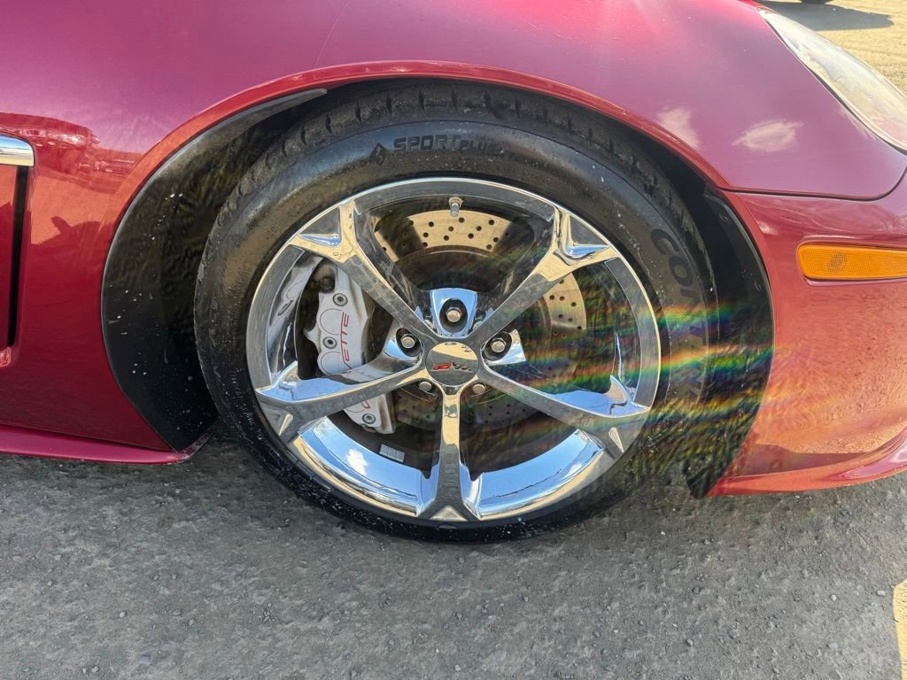 Used 2010 Chevrolet Corvette Grand Sport w/ Preferred Equipment Group image 21