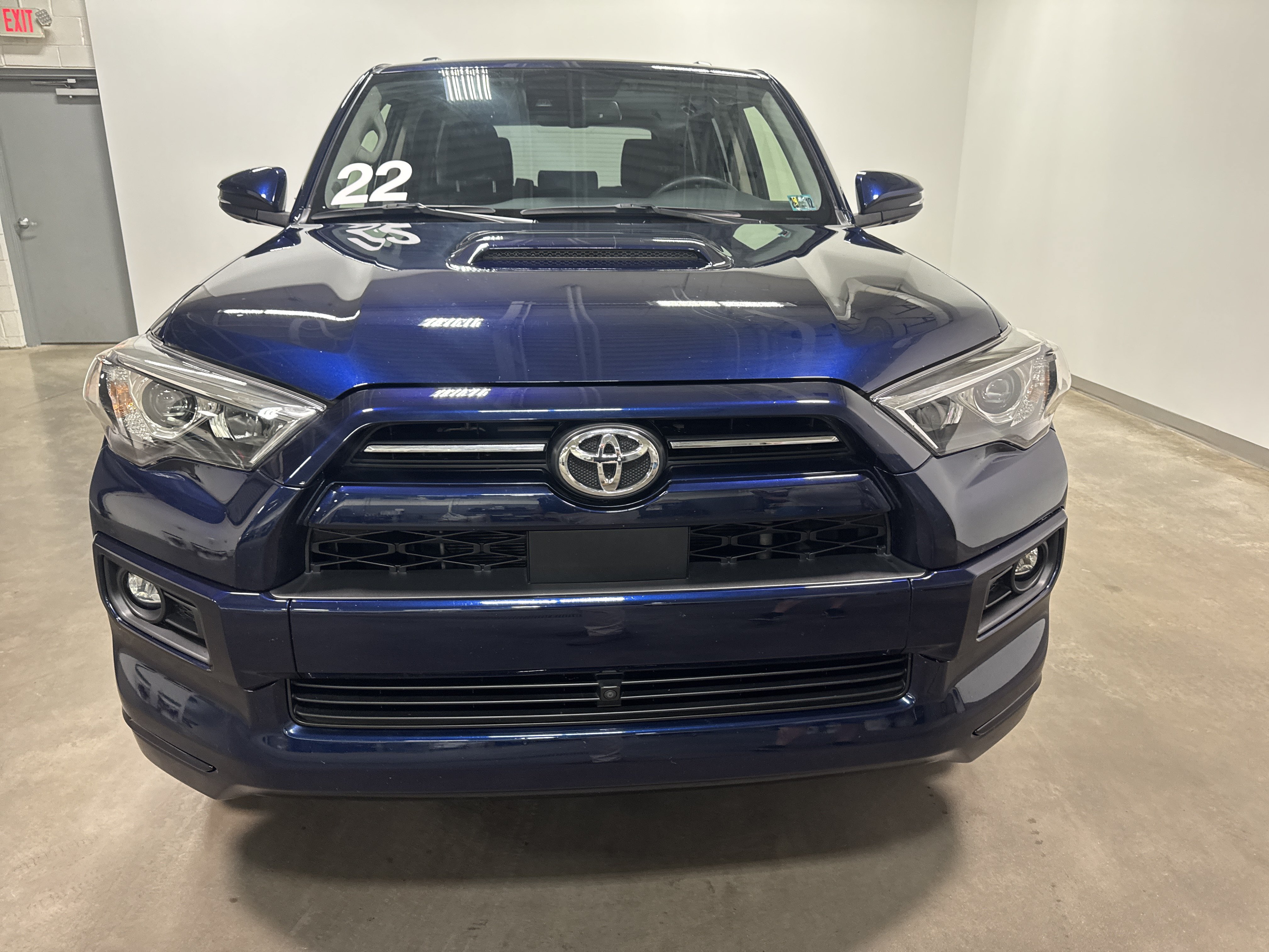 Used 2022 Toyota 4Runner TRD Sport w/ Technology Package AWD/4WD image 8