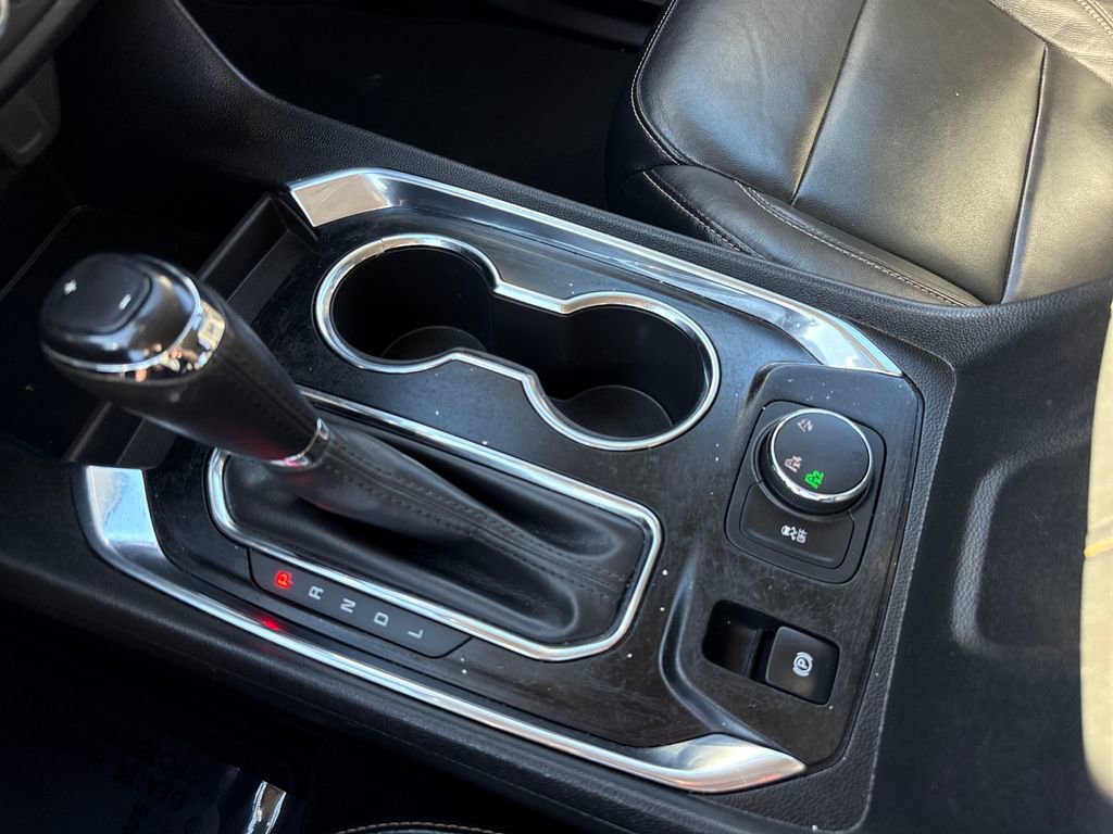 Used 2019 Chevrolet Traverse LT w/ LT Premium Package image 22