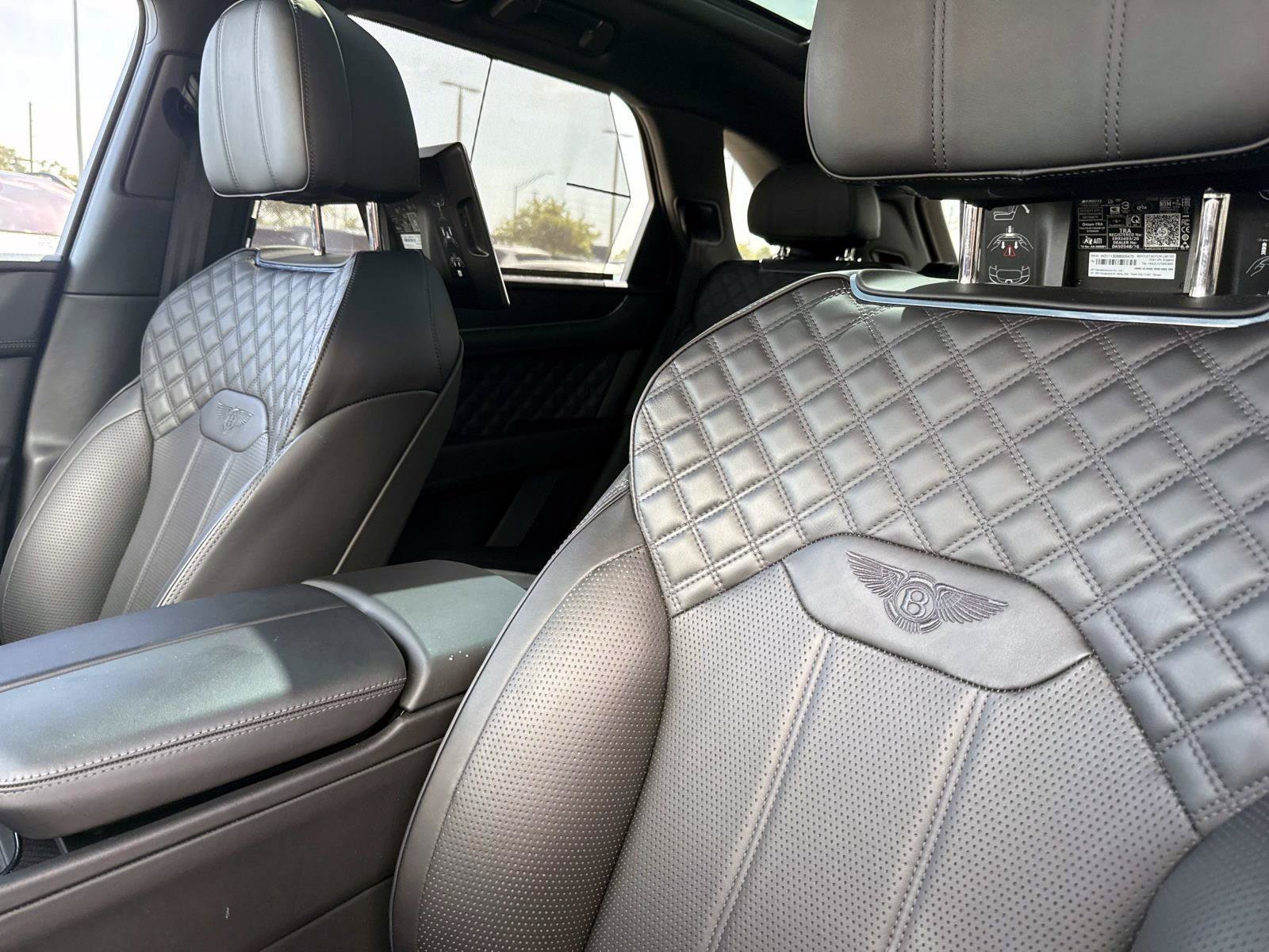 Used 2022 Bentley Bentayga Speed AWD/4WD image 21