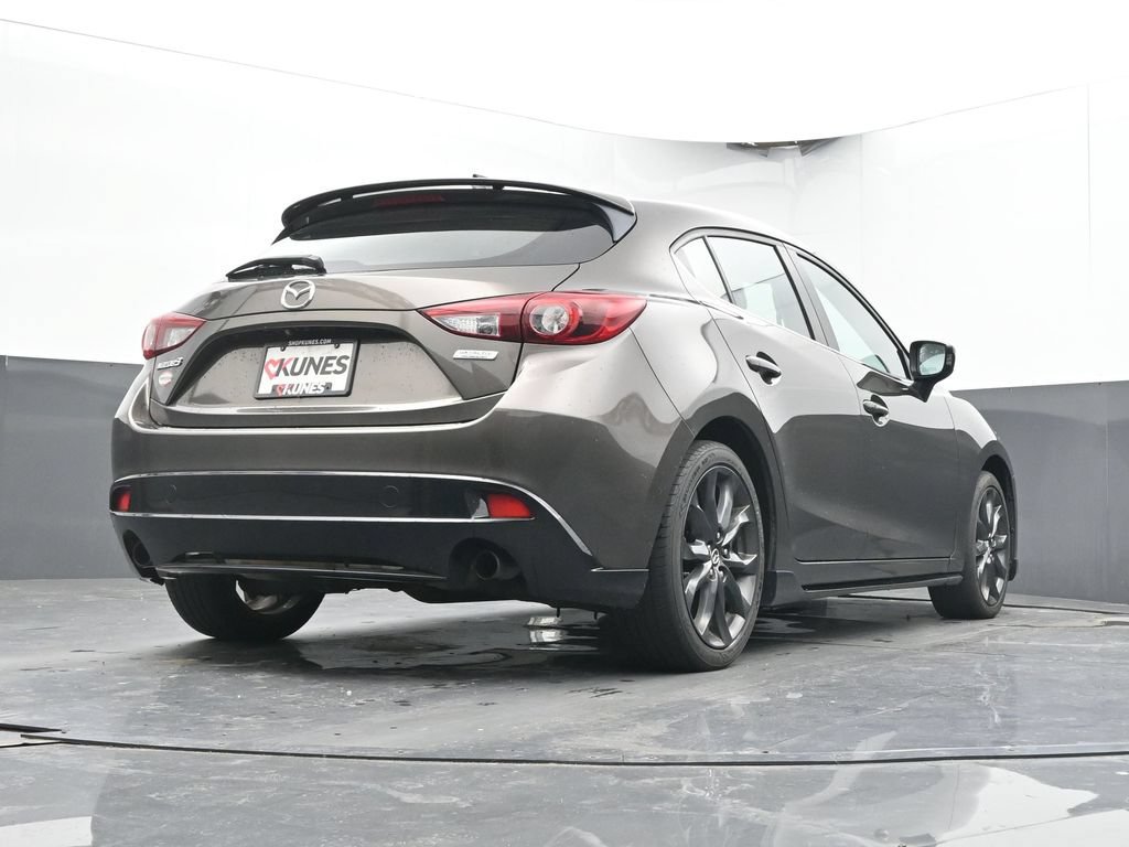 Used 2015 MAZDA MAZDA3 s Grand Touring w/ Technology Package FWD image 21