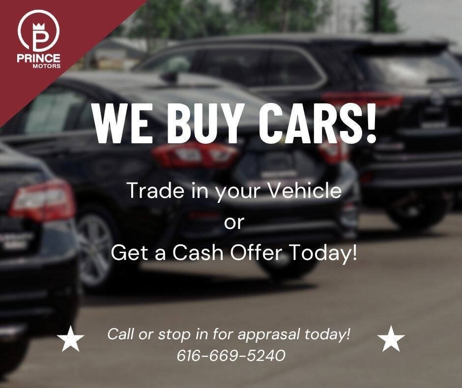 Used 2023 Toyota RAV4 LE AWD/4WD image 4