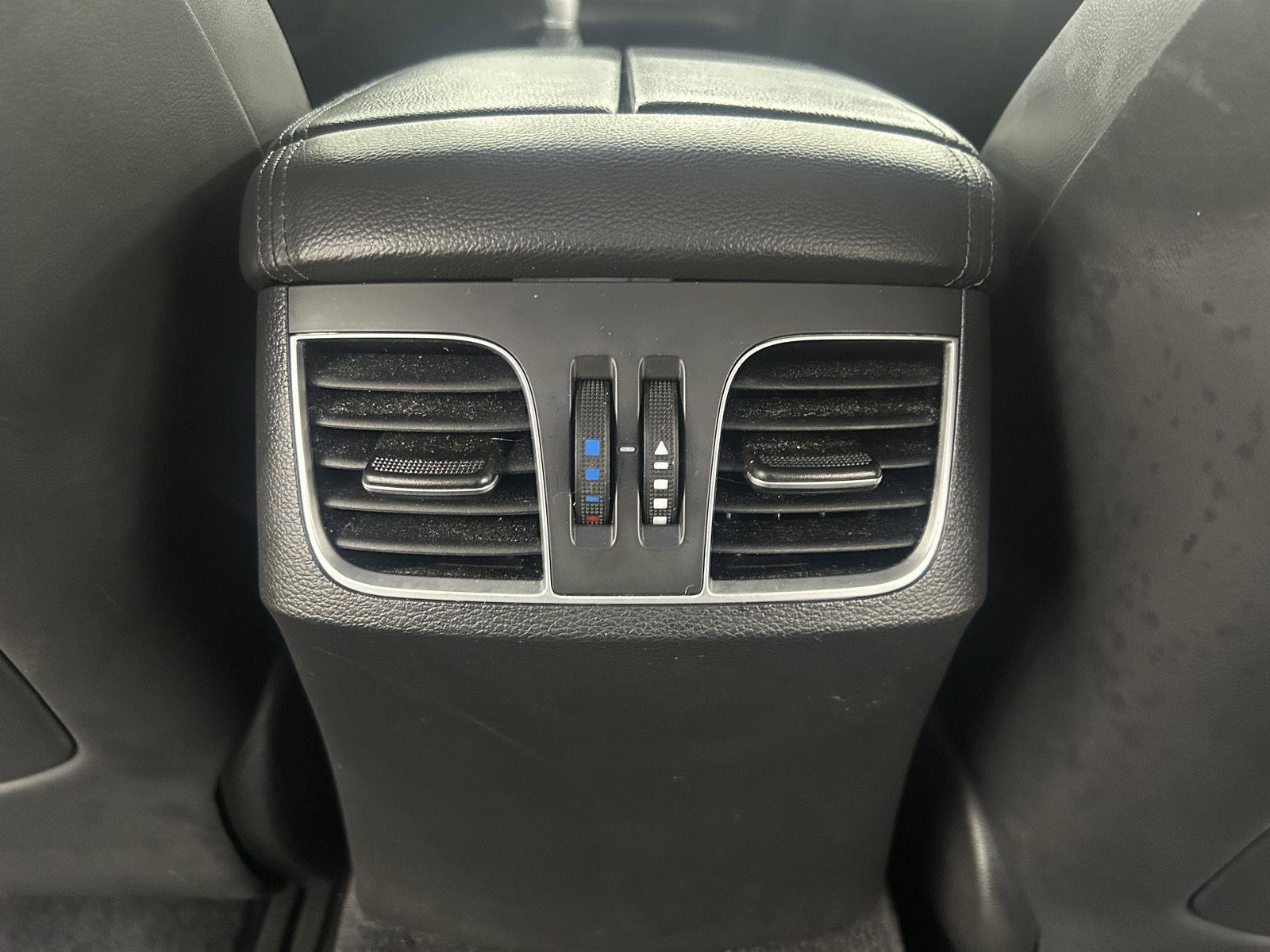 Used 2018 Genesis G80 3.8 image 9