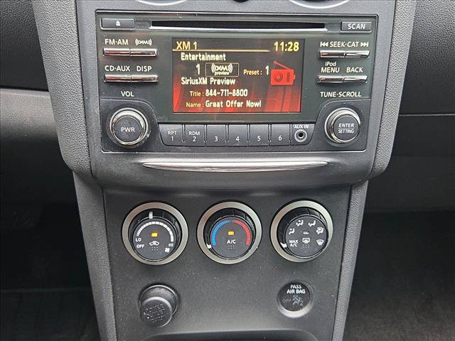 Used 2014 Nissan Rogue S w/ Convenience Package FWD image 14