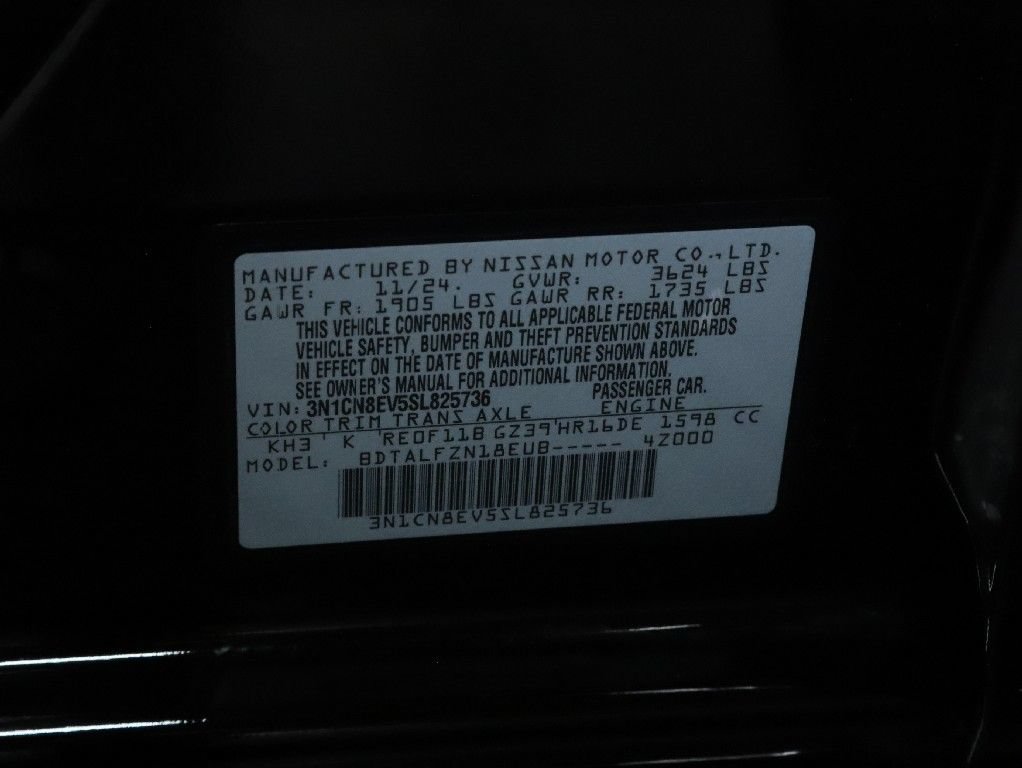 Used 2025 Nissan Versa SV w/ Trunk Package FWD image 20