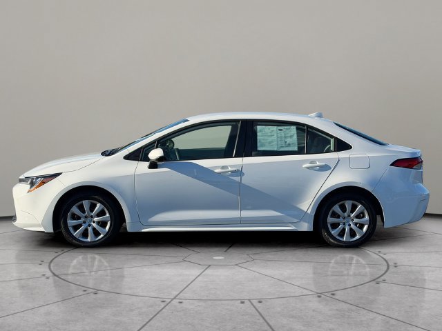 Certified 2025 Toyota Corolla LE FWD image 3