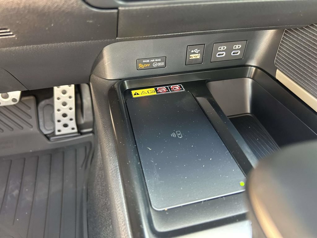 Used 2026 Toyota Camry SE FWD image 22