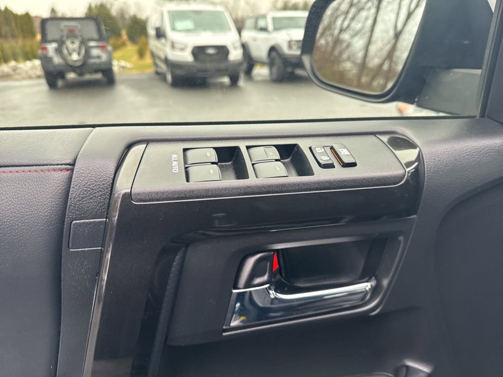 Used 2020 Toyota 4Runner TRD Off-Road Premium image 14
