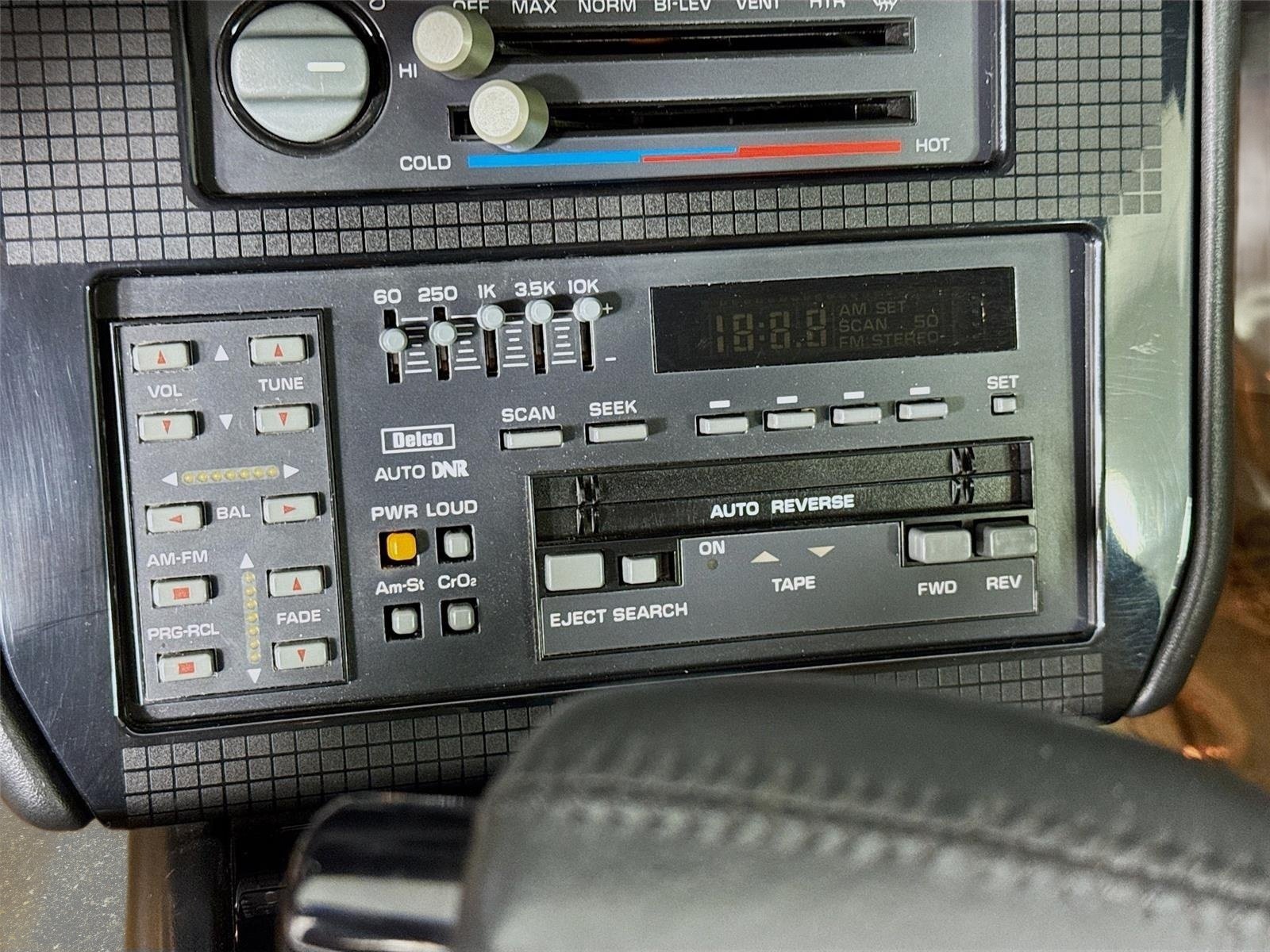 Used 1987 Pontiac Firebird Trans Am RWD image 15