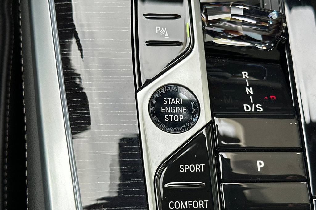 New 2026 BMW X7 xDrive40i w/ Executive Package image 27