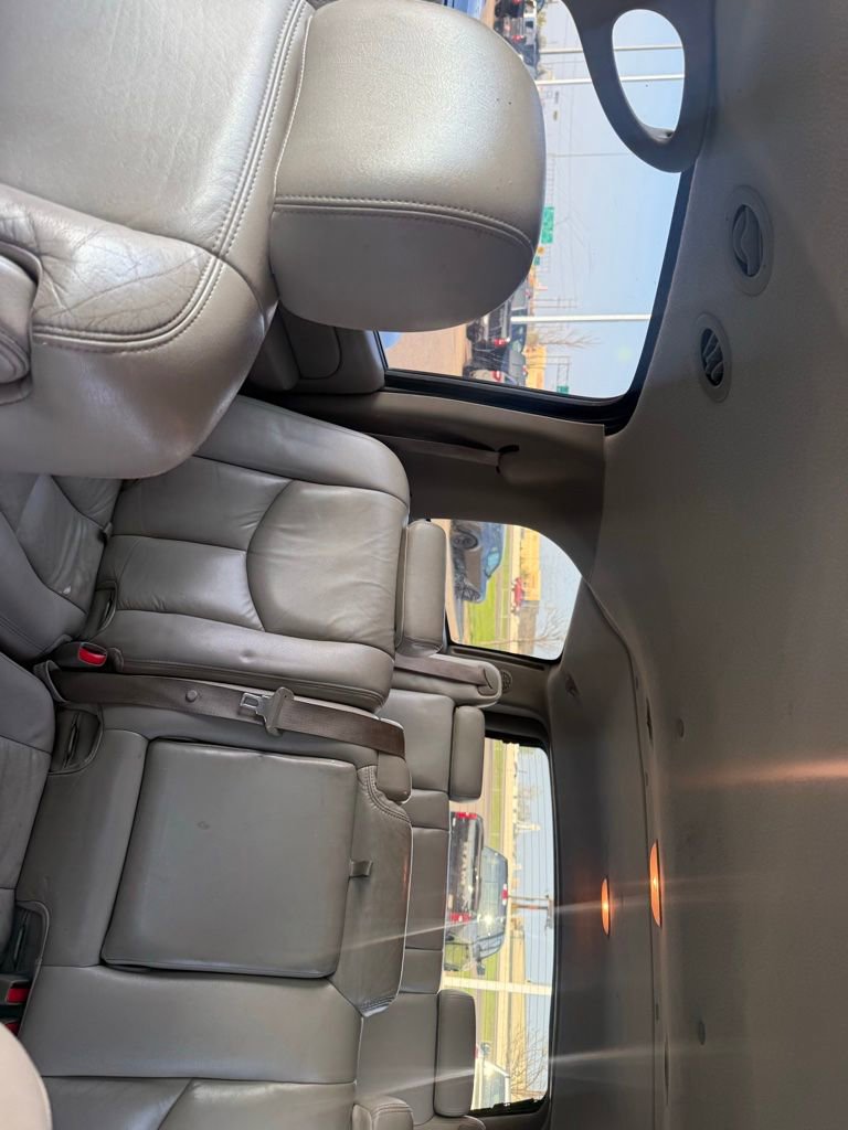 Used 2006 Chevrolet Suburban Z71 w/ Z71 Preferred Equipment Group AWD/4WD image 13