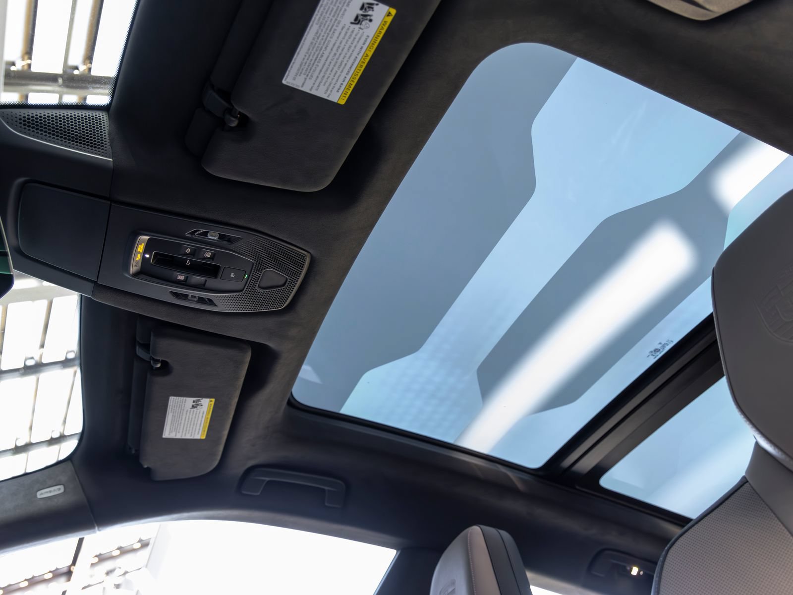 New 2026 Porsche Cayenne Turbo AWD/4WD image 28