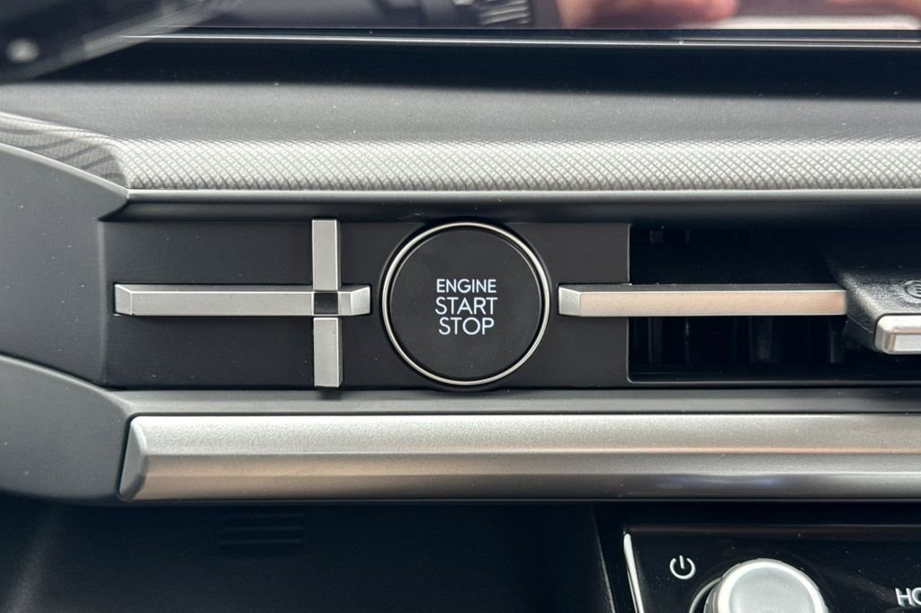 New 2026 Hyundai Santa Fe SE image 19