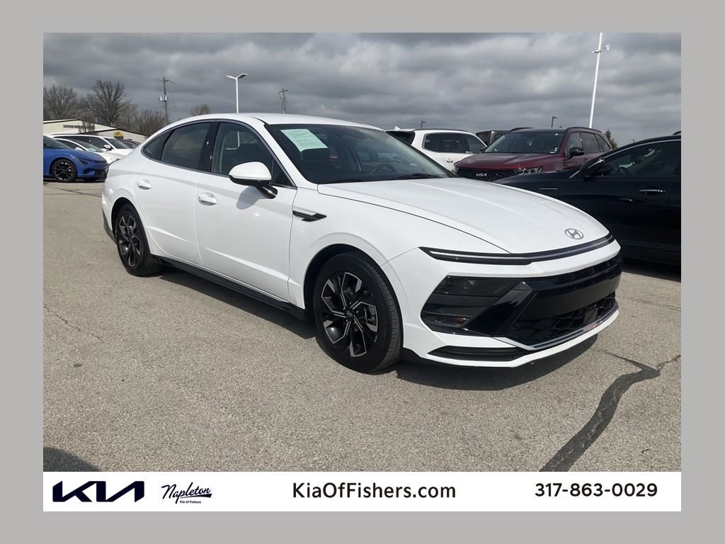 Used 2025 Hyundai Sonata SEL FWD image 1