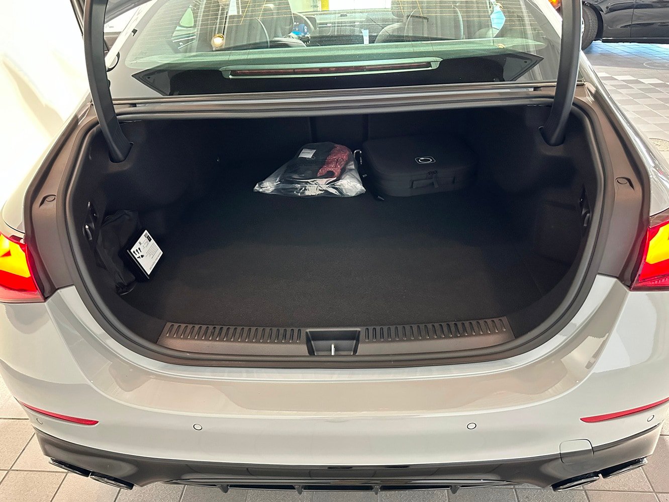New 2027 Mercedes-Benz E 53 AMG e 4MATIC Sedan image 15