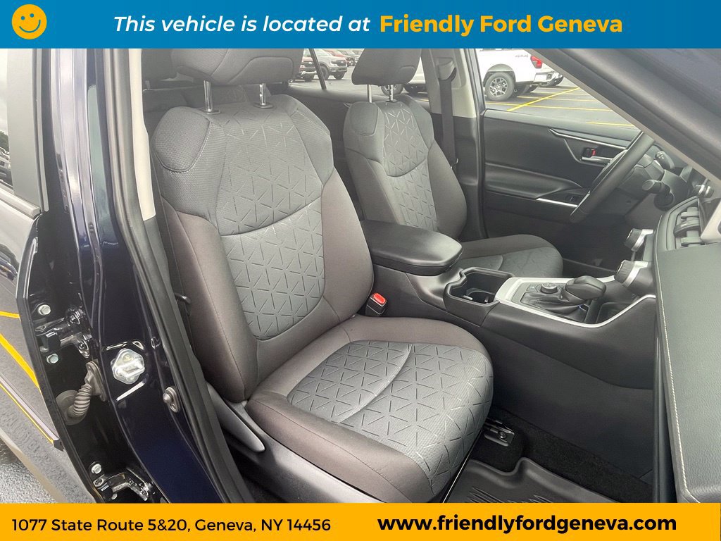 Used 2025 Toyota RAV4 XLE w/ Convenience Package AWD/4WD image 14