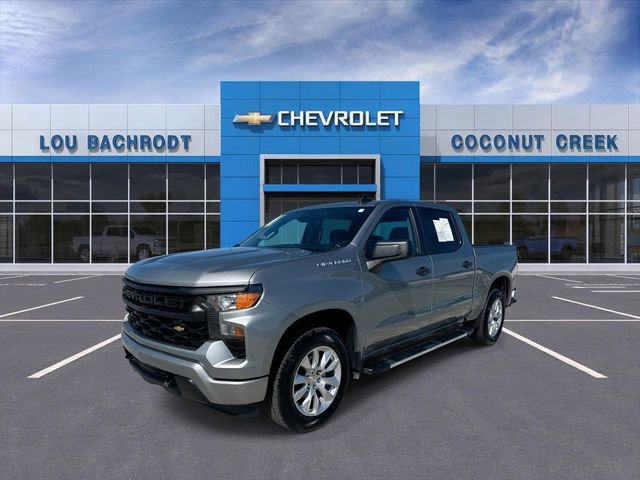 Used 2025 Chevrolet Silverado 1500 Custom image 4