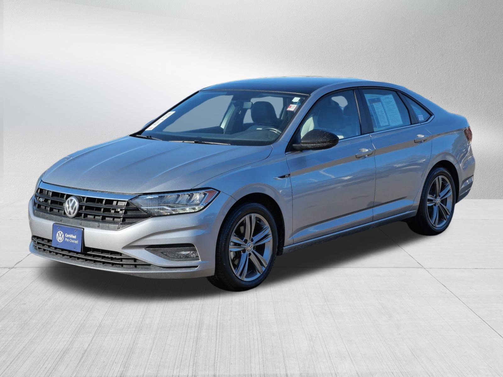 Certified 2021 Volkswagen Jetta R-Line w/ R-Line Cold Weather Package image 3