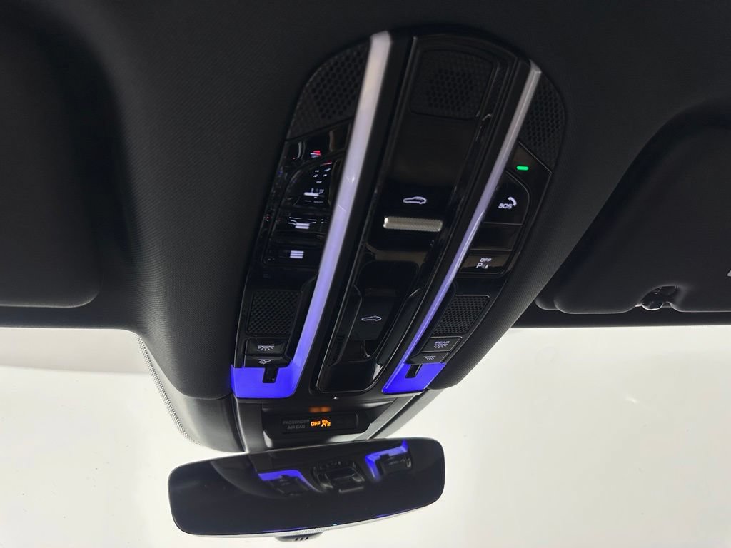Certified 2021 Porsche Cayenne AWD/4WD image 28