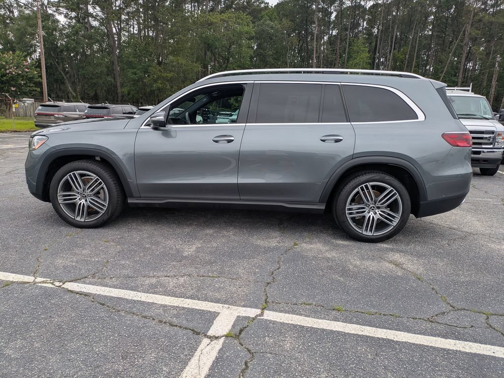 Used 2025 Mercedes-Benz GLS 450 4MATIC image 7