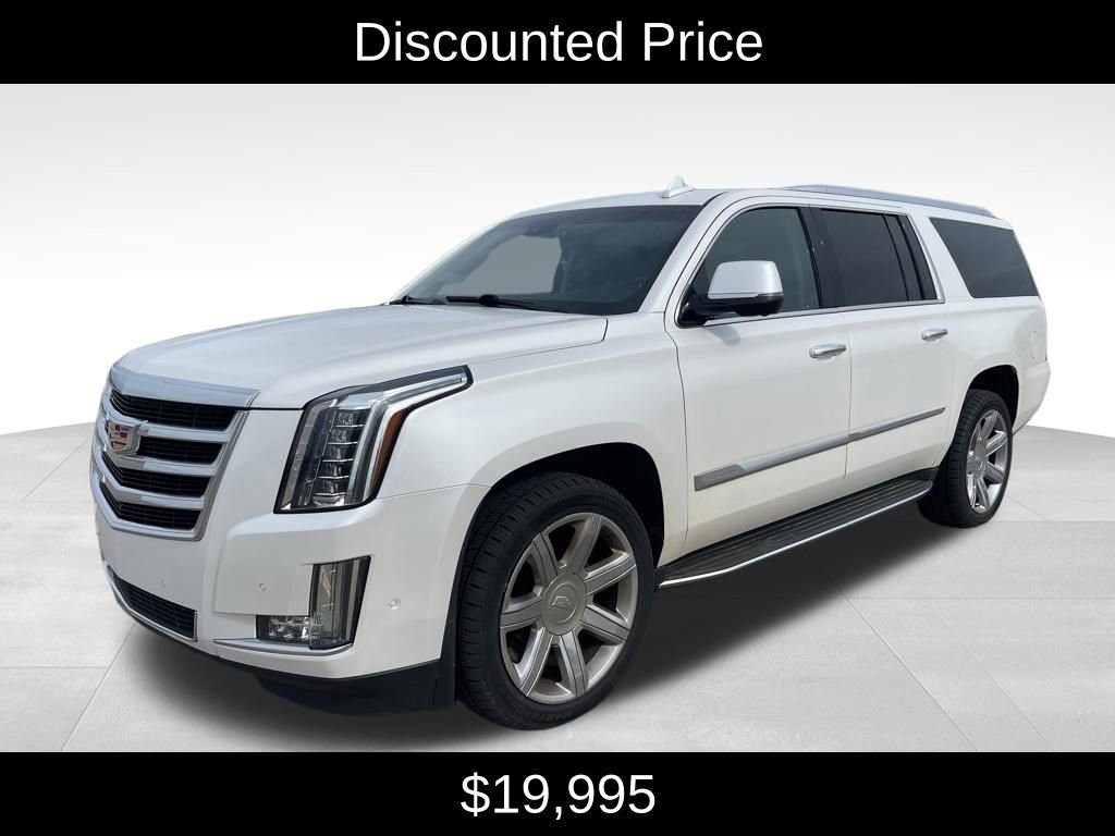 Used 2017 Cadillac Escalade ESV Luxury image 3
